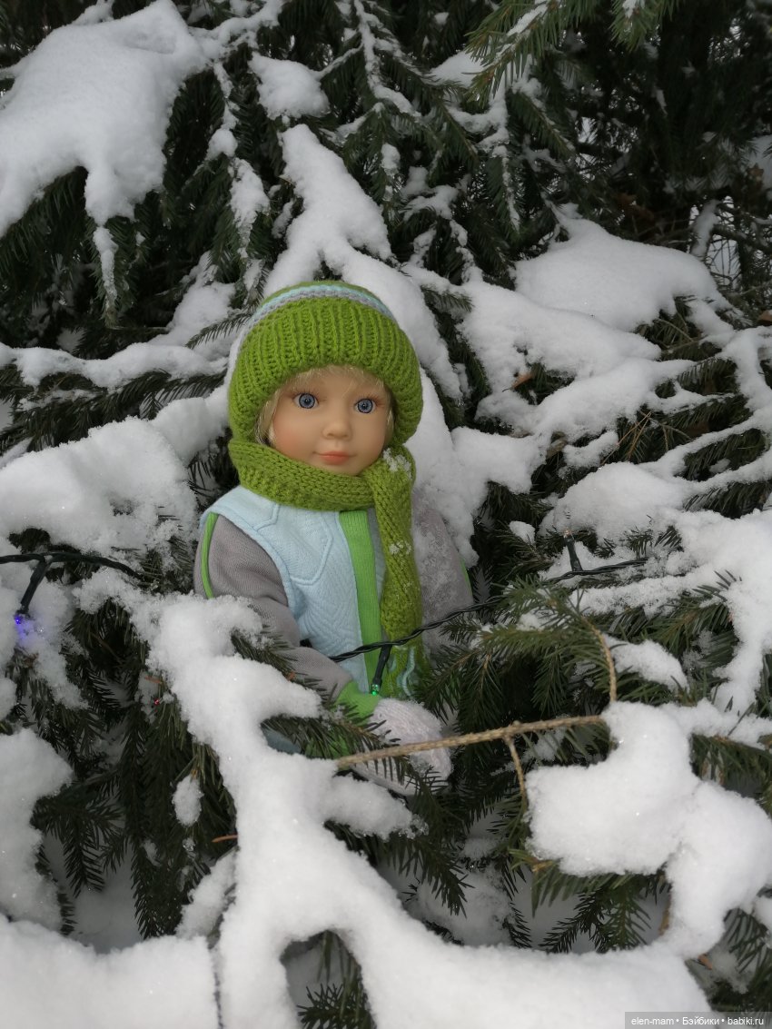 Никто, елка