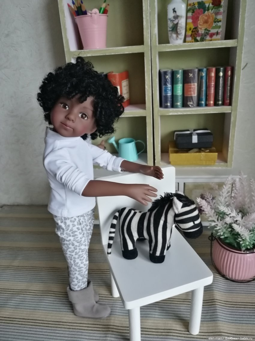 Куклы, они и в Африке куклы. Халли - темнокожее чудо! Maru&Friends