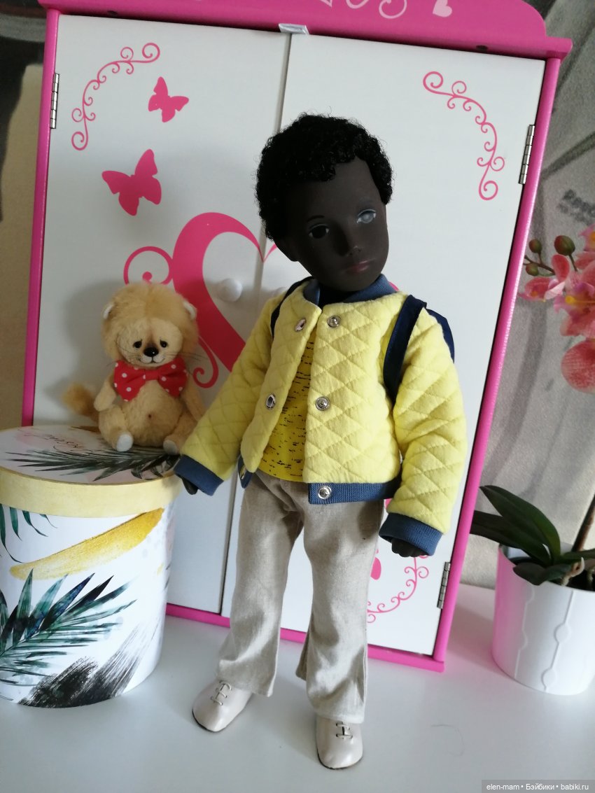 6 мая 2022. Caleb Morgenthaler Sasha doll 👨🏿‍🦱