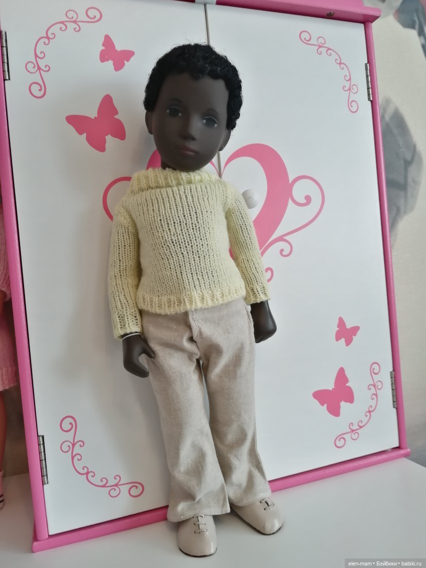 6 мая 2022. Caleb Morgenthaler Sasha doll 👨🏿‍🦱