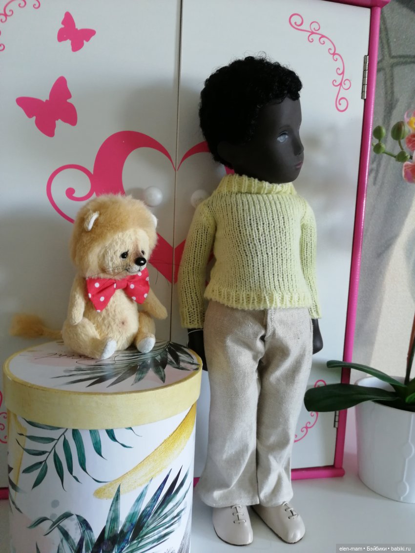 6 мая 2022. Caleb Morgenthaler Sasha doll 👨🏿‍🦱