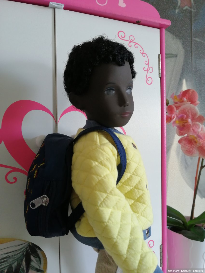 6 мая 2022. Caleb Morgenthaler Sasha doll 👨🏿‍🦱