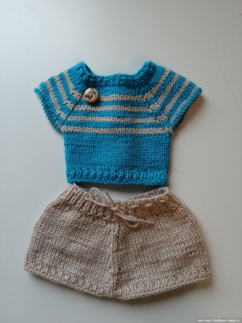 Голубое, шорты беж