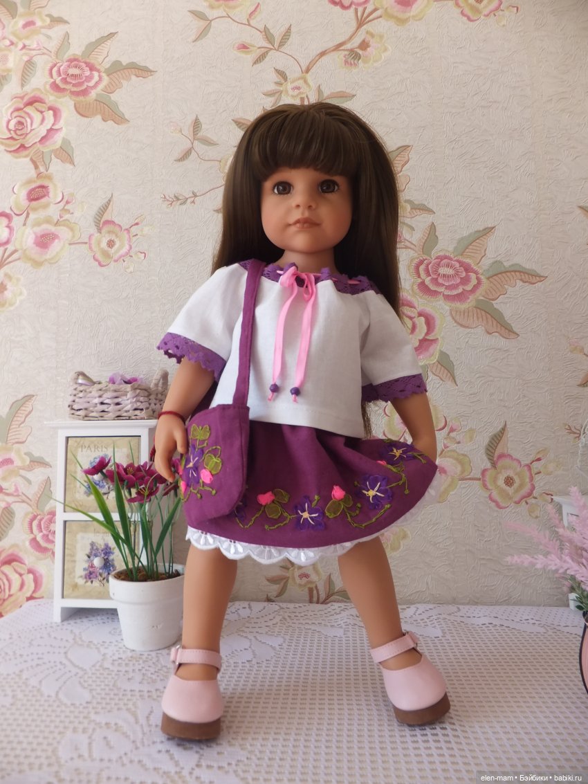 фиолетовый