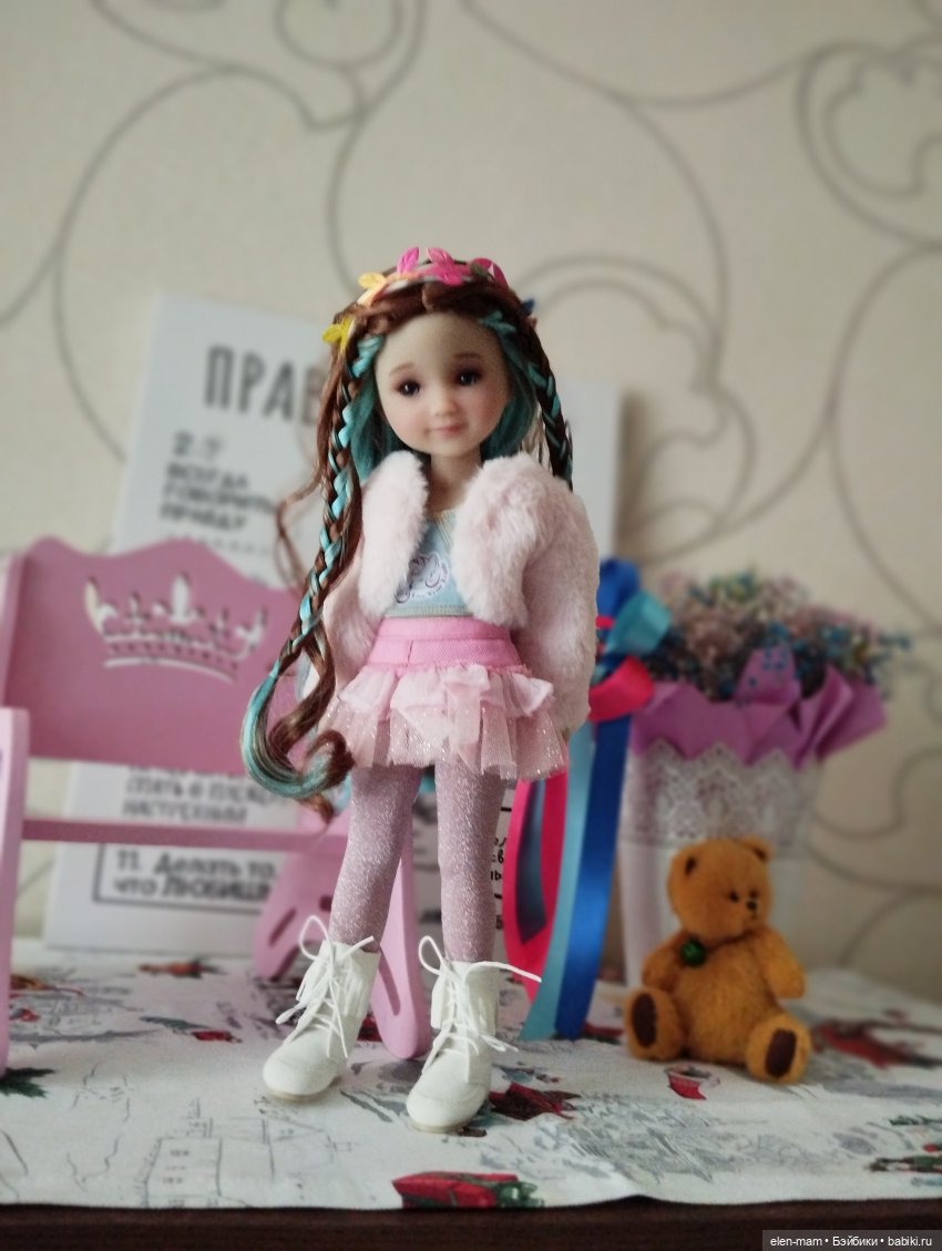 Рубиновые Бусинки — Куклы Ruby Red (Руби Ред) Fashion Friends: Siblies