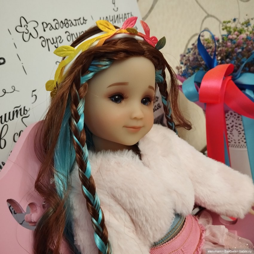 Рубиновые Бусинки — Куклы Ruby Red (Руби Ред) Fashion Friends: Siblies