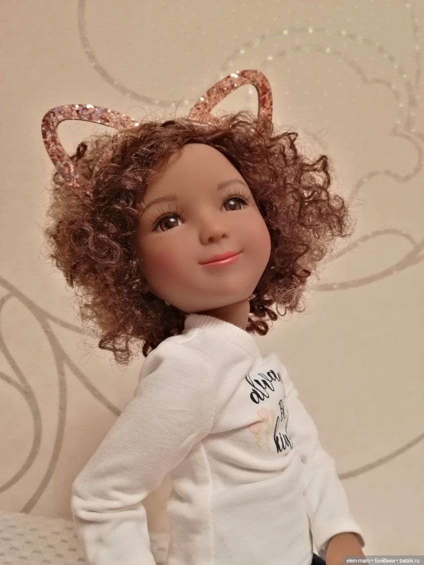 Рубиновые Бусинки — Куклы Ruby Red (Руби Ред) Fashion Friends: Siblies (фото 3)