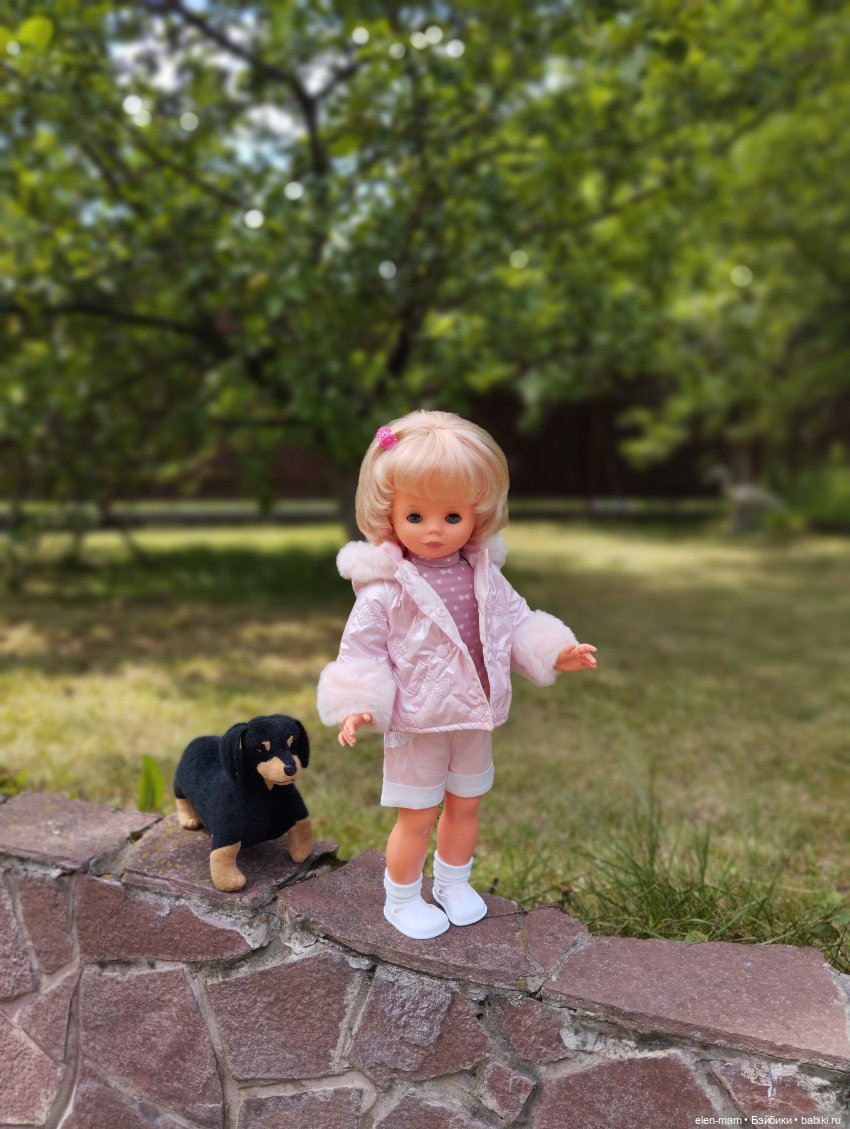 Девчонки из ГДР — Игрушки СССР и советского детства: резиновые (фото 2)