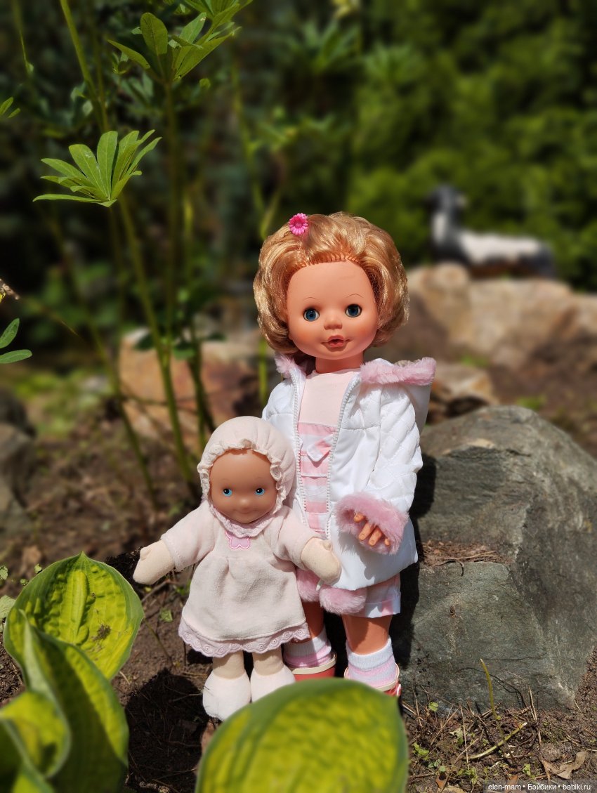 Девчонки из ГДР — Игрушки СССР и советского детства: резиновые