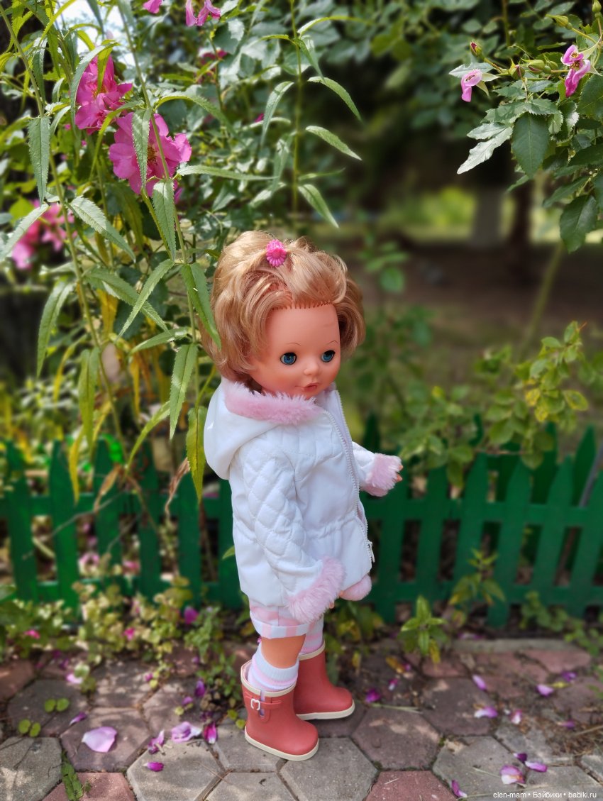 Девчонки из ГДР — Игрушки СССР и советского детства: резиновые