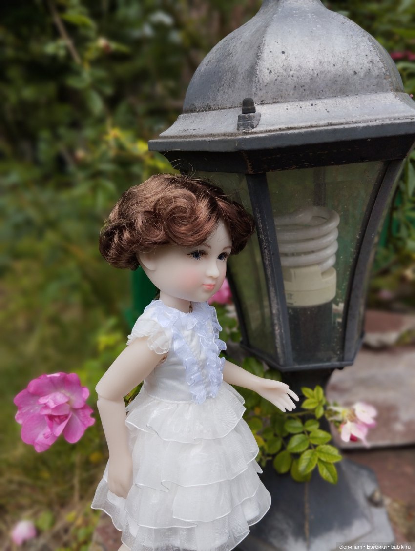 Маленькая Леди — Куклы Ruby Red (Руби Ред) Fashion Friends: Siblies (фото 9)