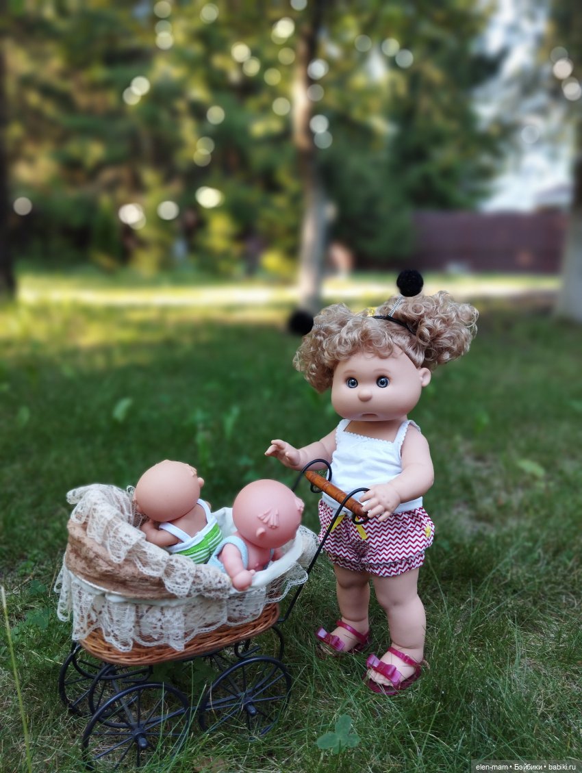 Просто коляску покатать😋 — Игровые куклы разных производителей (Разное): редкие бренды