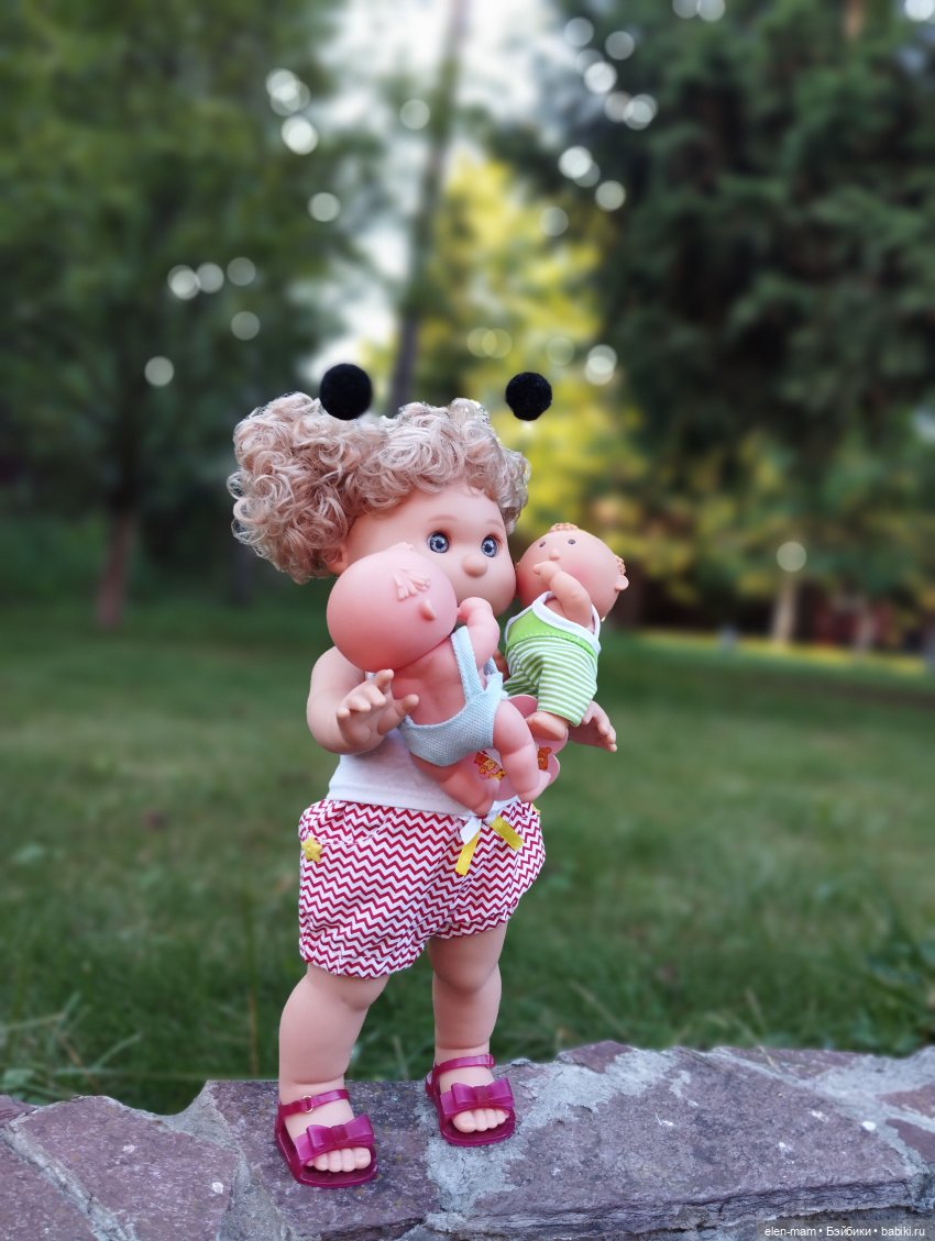 Просто коляску покатать😋 — Игровые куклы разных производителей (Разное): редкие бренды