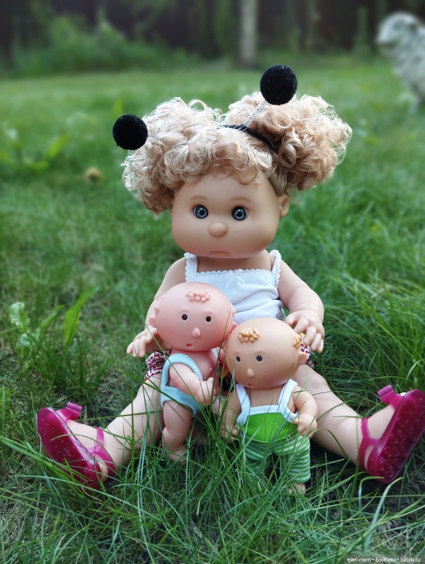 Просто коляску покатать😋 — Игровые куклы разных производителей (Разное): редкие бренды