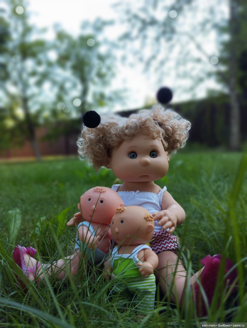 Просто коляску покатать😋 — Игровые куклы разных производителей (Разное): редкие бренды
