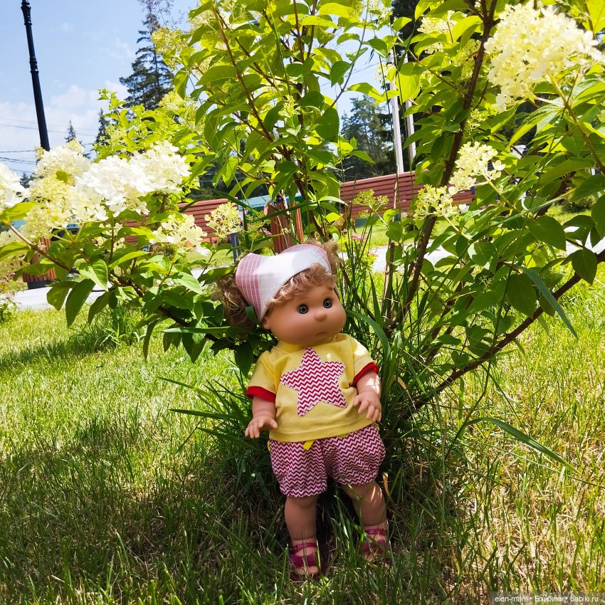 А я иду, шагаю по посёлку✌️😁🌲🌳🌲