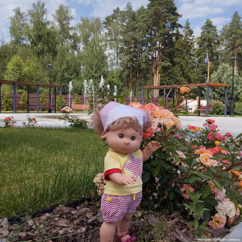 А я иду, шагаю по посёлку✌️😁🌲🌳🌲