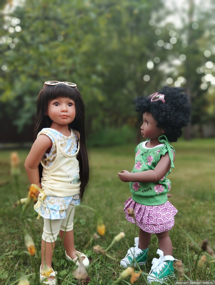 Гулять можно и нужно, особенно с куклами😁👍