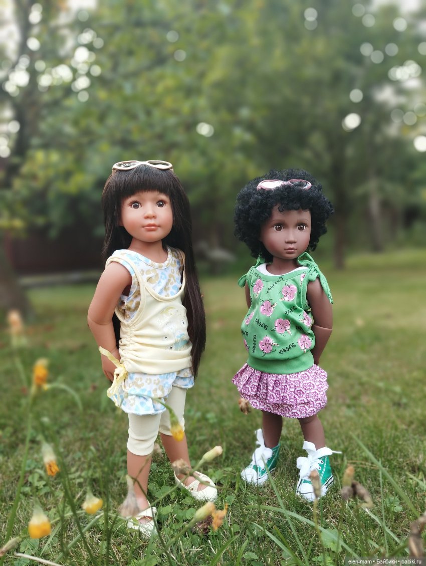 Гулять можно и нужно, особенно с куклами😁👍