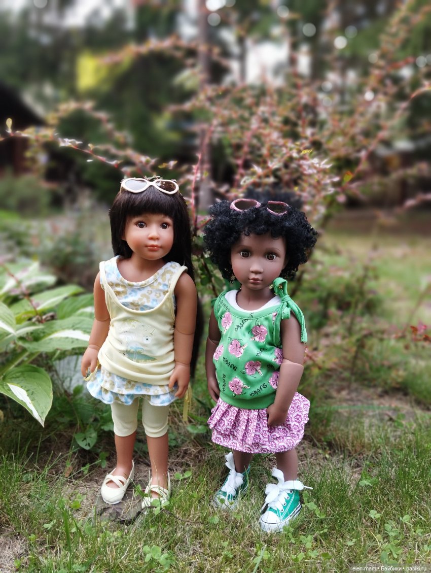 Гулять можно и нужно, особенно с куклами😁👍