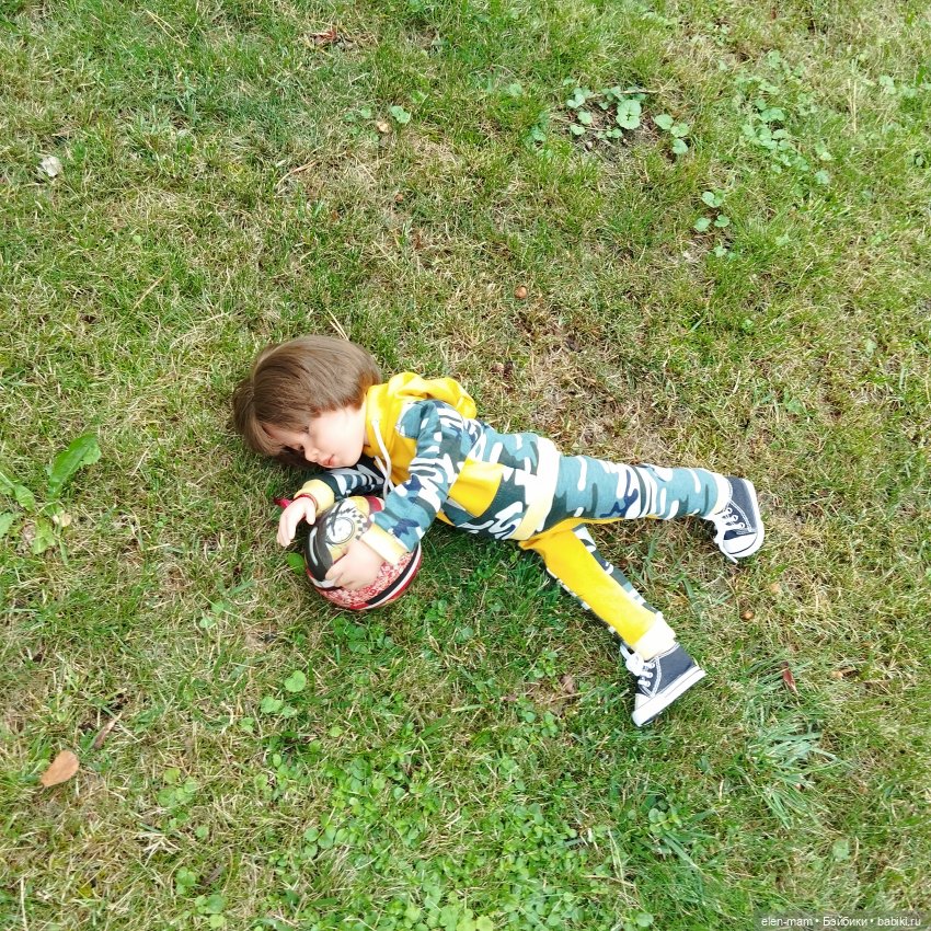 Футбол🥅⚽🏃‍♂️🏃‍♂️🏃‍♂️ — Коллекции игровых кукол (Playline): фото полок