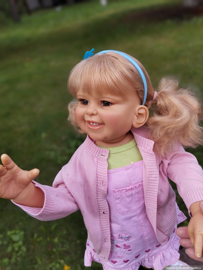 Большие и маленькие(◕‿↼) — Коллекции игровых кукол (Playline): фото полок