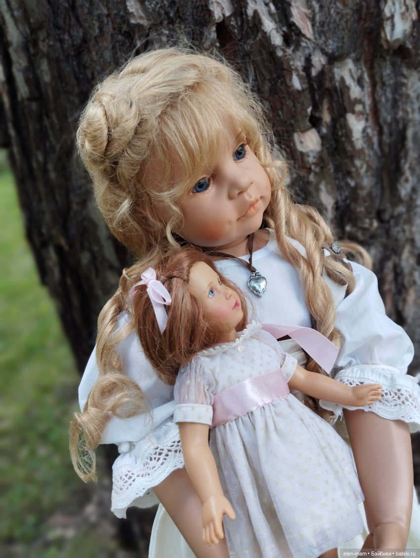 Большие и маленькие(◕‿↼) — Коллекции игровых кукол (Playline): фото полок