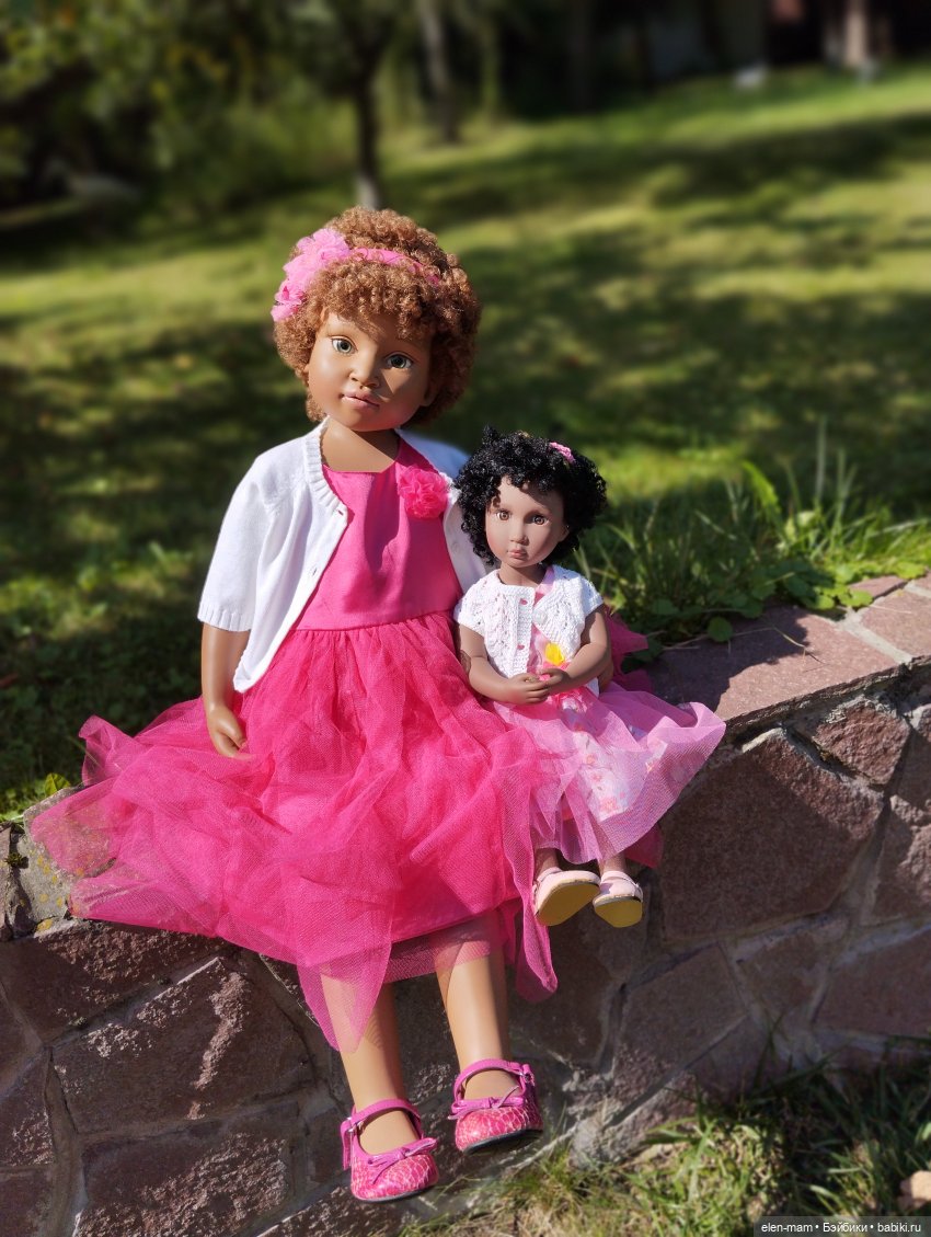 Большие и маленькие(◕‿↼) — Коллекции игровых кукол (Playline): фото полок