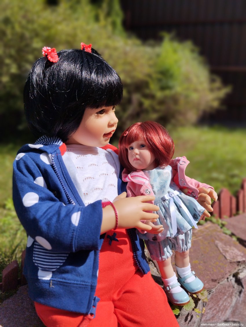 Большие и маленькие(◕‿↼) — Коллекции игровых кукол (Playline): фото полок
