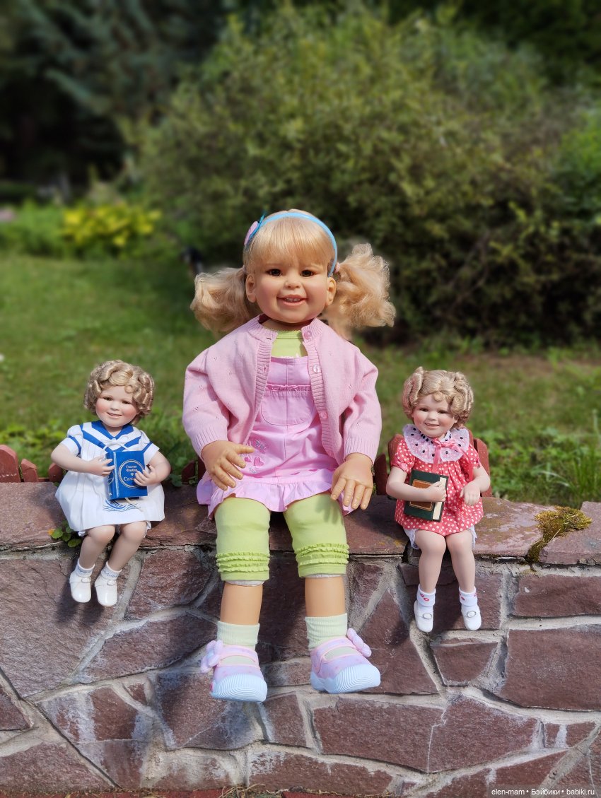 Большие и маленькие(◕‿↼) — Коллекции игровых кукол (Playline): фото полок