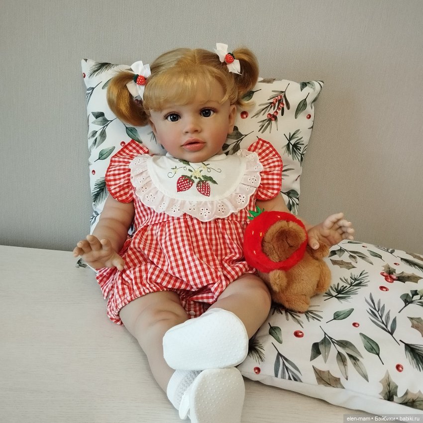 Три сестрички,три клубнички🍓🍓🍓