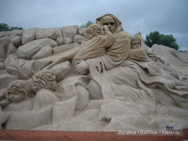 Скульптуры из песка на набережной Лапиенранты. Финляндия (фото 3)