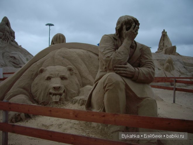 Скульптуры из песка на набережной Лапиенранты. Финляндия