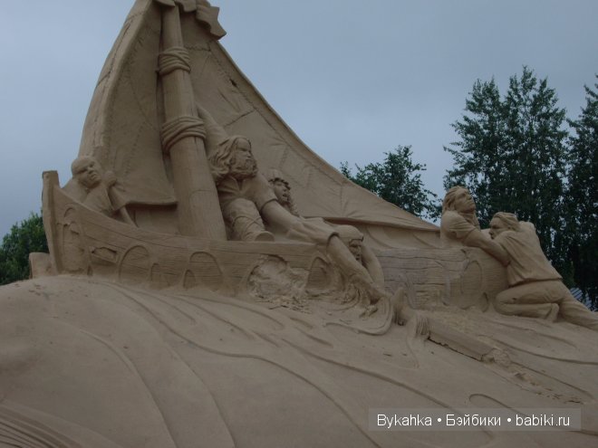 Скульптуры из песка на набережной Лапиенранты. Финляндия (фото 10)