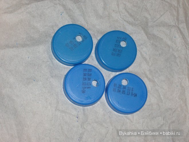 Мастер-класс. Стенд для куклы из подручных материалов