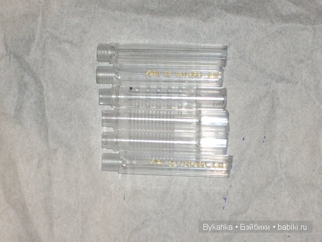 Мастер-класс. Стенд для куклы из подручных материалов