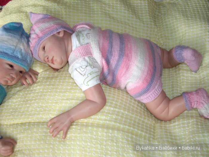 " Моим рукам покоя нет" Вязаные комплекты для пупсов и реборнят