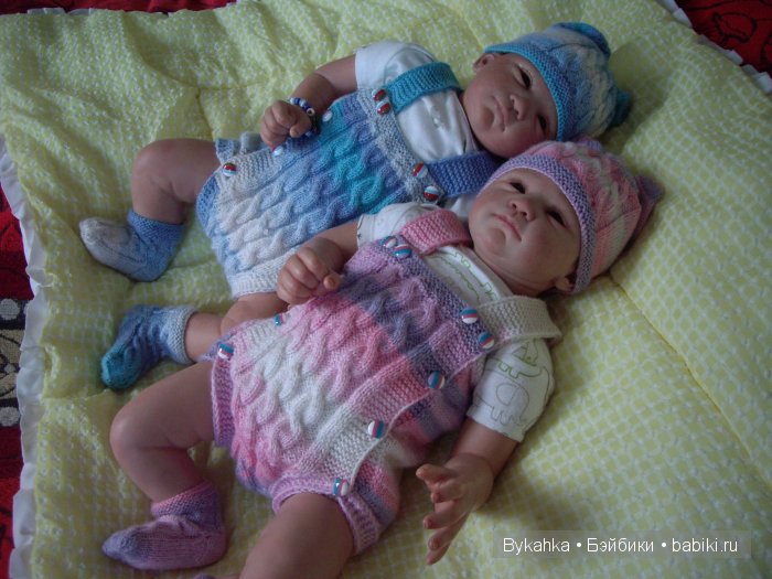 " Моим рукам покоя нет" Вязаные комплекты для пупсов и реборнят