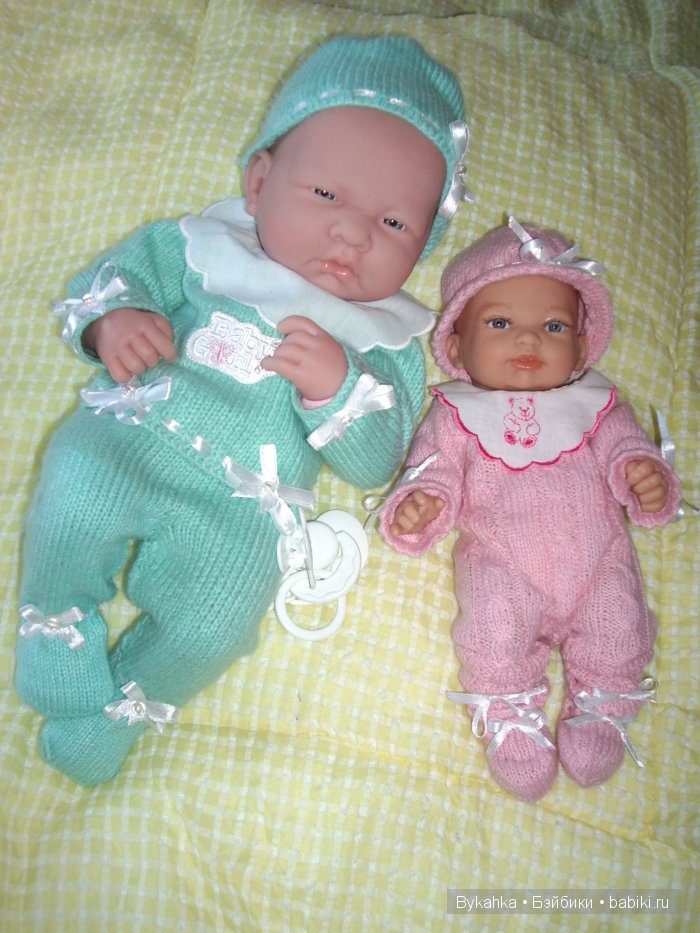 " Моим рукам покоя нет" Вязаные комплекты для пупсов и реборнят