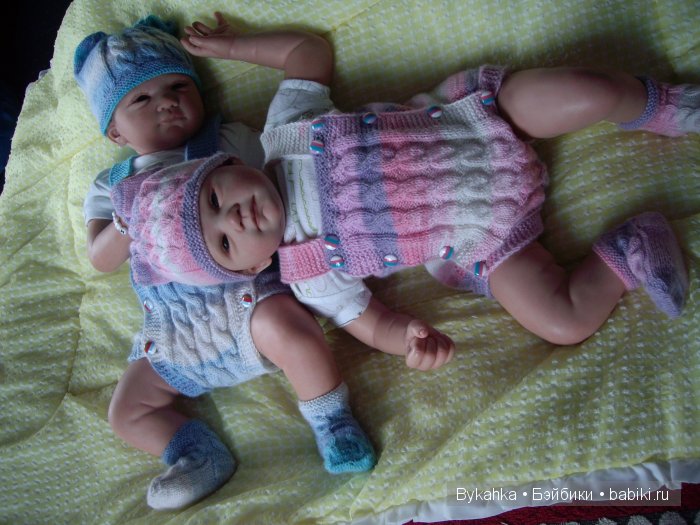 " Моим рукам покоя нет" Вязаные комплекты для пупсов и реборнят