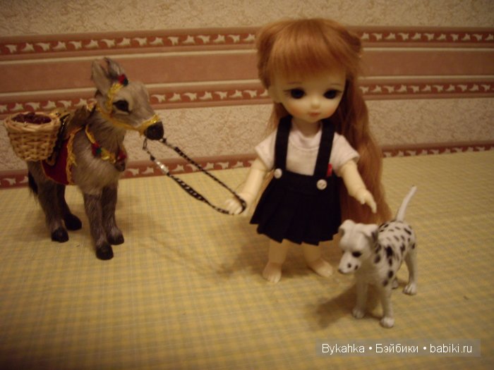 Самая маленькая девочка в моей коллекции. Худжик 12 см