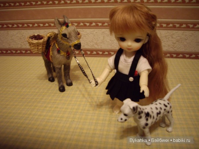 Самая маленькая девочка в моей коллекции. Худжик 12 см
