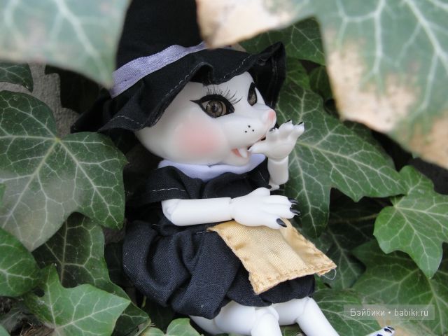 Evangeline Ghastly и её кошка Valentine | Бэйбики Evangeline Ghastly и её кошка Valentine (фото 3)