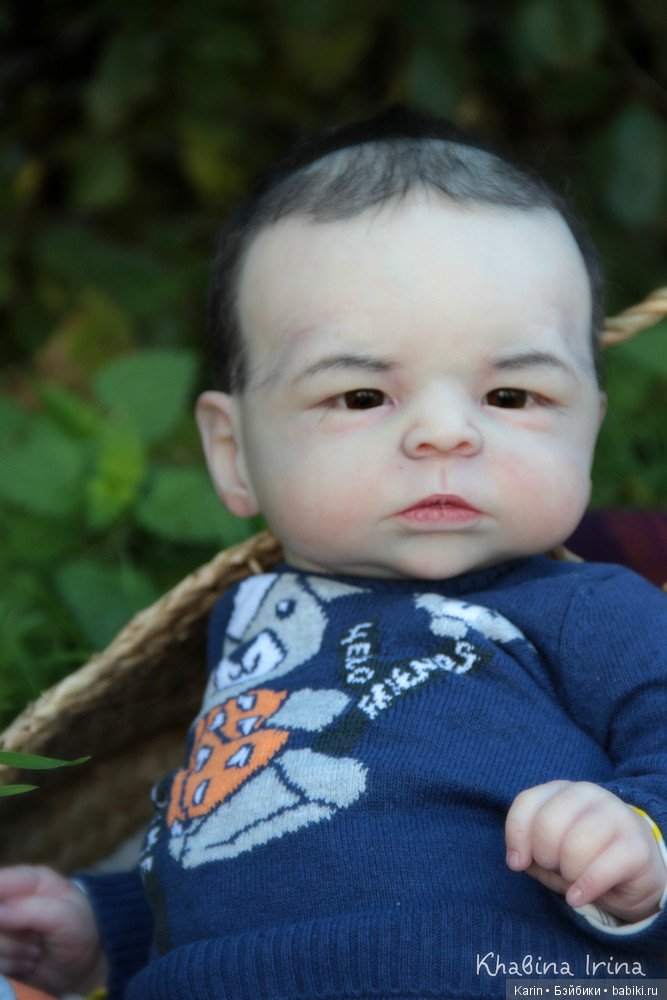 Есть в осени первоначальной