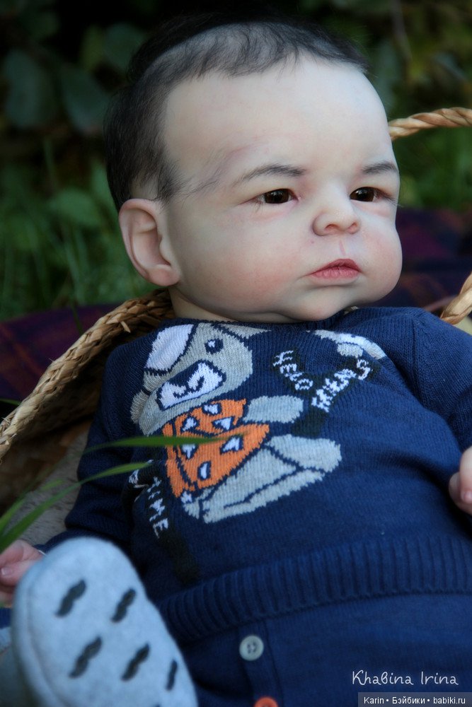 Есть в осени первоначальной