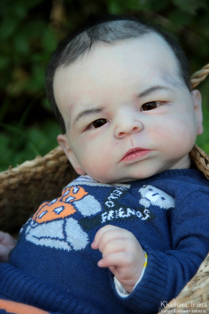 Есть в осени первоначальной