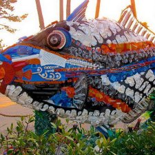 Скульптуры из мусора от организации Washed Ashore