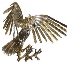 Скульптуры из старых вещей от автора Jessica Joslin