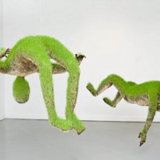 Скульптуры из травы Mathilde Roussel
