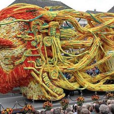 Цветочный парад, посвященный Ван Гогу